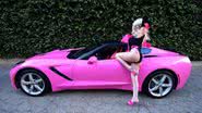 Angelyne está vendendo icônico Corvette rosa para finalizar seu filme biográfico - Getty Images
