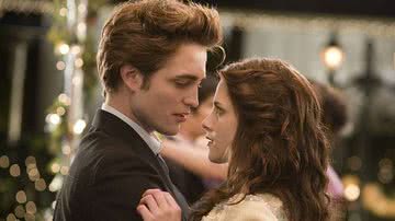 Kristen Stewart e Robert Pattinson em cena de Crepúsculo (2008) - Divulgação/Paris Filmes