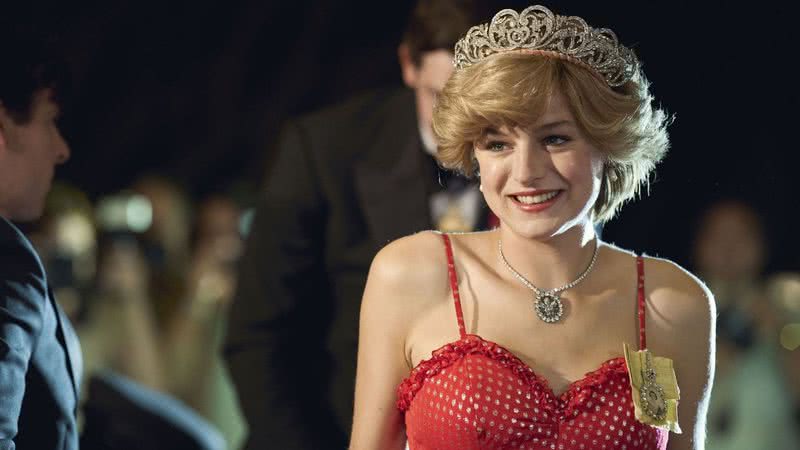 Emma Corrin como Princesa Diana em "The Crown" - Divulgação
