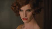 Ator Eddie Redmayne interpretando Lili Elbe em cena do filme "A Garota Dinamarquesa" - Divulgação/ Focus Features