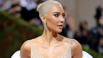 Estlista está furioso por Kim Kardashian usar vestido de Marilyn Monroe - Getty Images