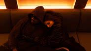 Kanye West e Julia Fox em ensaio de fotos romântico - Interview Magazine