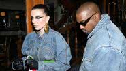 Kanye West e Julia Fox comparecem à semana de moda - Getty Images