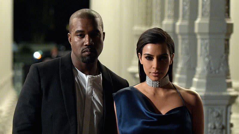 Kanye West e Kim Kardashian participam do LACMA Art + Film Gala 2014 em homenagem a Barbara Kruger e Quentin Tarantino - Getty Images