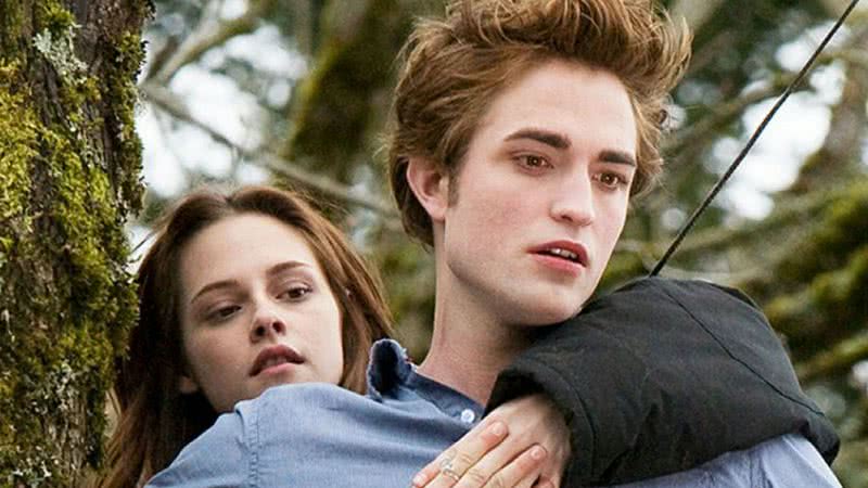 Kristen Stewart e Robert Pattinson em cena de "Crepúsculo", lançado em 2008 - Reprodução