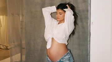 Kylie Jenner deu a luz em fevereiro ao segundo filho, Wolf Webster. - Reprodução/Instagram