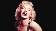 Oi? Influencer gasta fortuna para ficar parecida com Marilyn Monroe - Reprodução