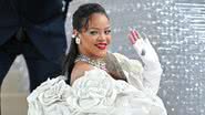 Rihanna ganha nova estátua de cera no Madame Tussauds; confira - Foto: Rihanna no Met Gala 2023 (James Devaney/GC Images/Getty Images)