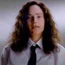 Fiona Dourif caracaterizada como Chucky, papel originalmente interpretado por seu pai - Divulgação