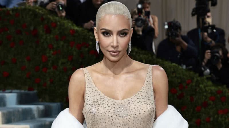 Vídeo mostra novos danos de Kim Kardashian ao vestido de Marilyn Monroe - Getty Images