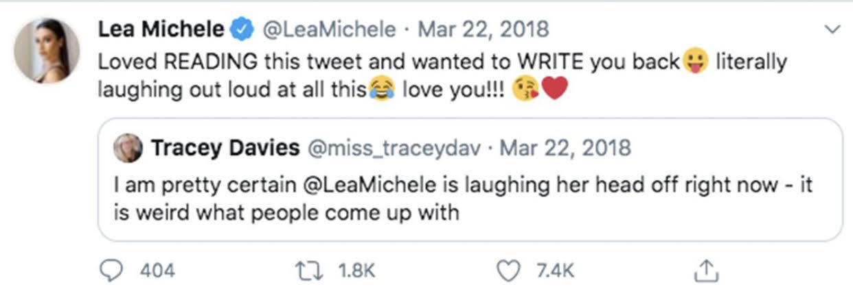 Lea Michele não sabe ler