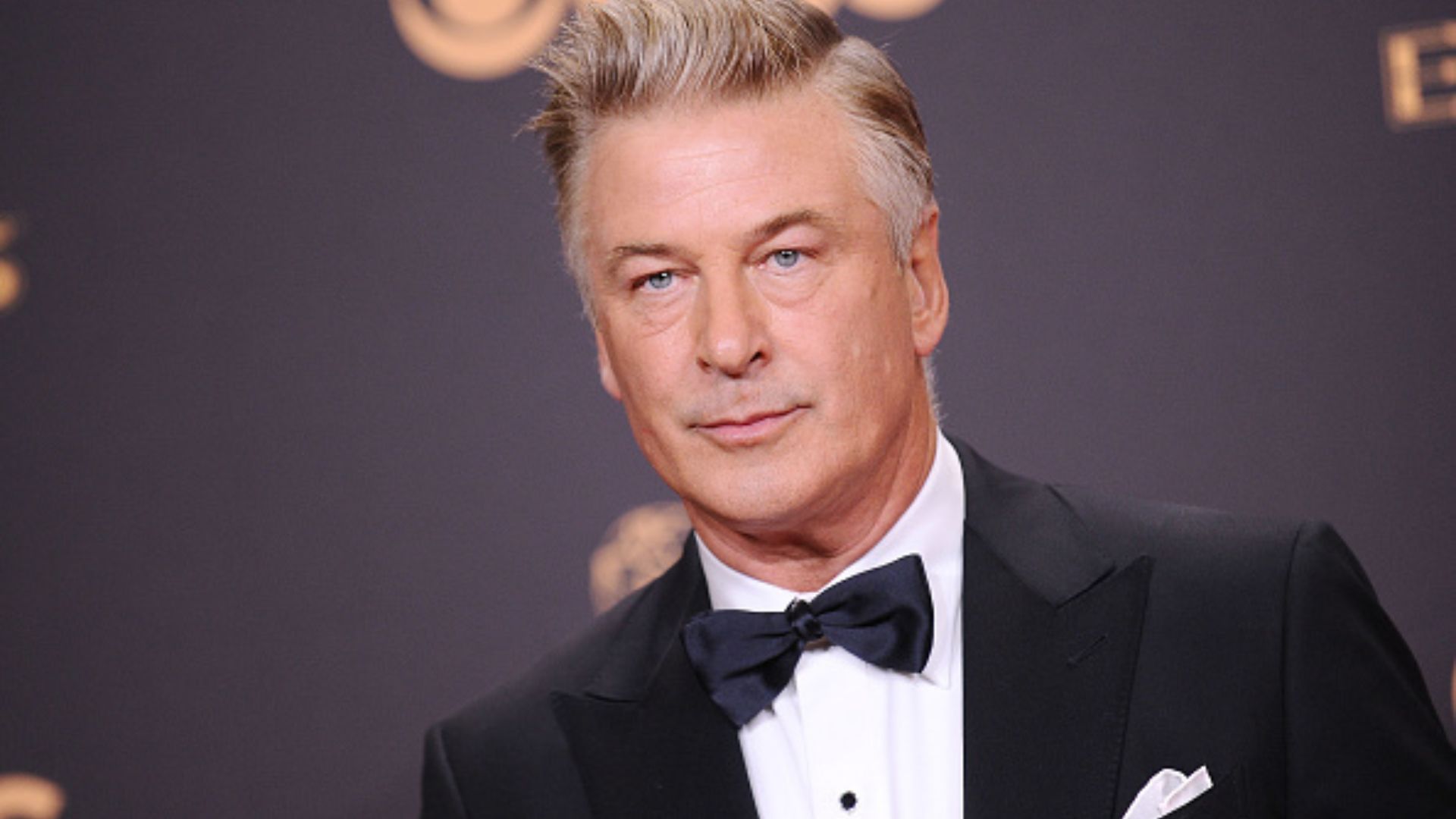 Alec Baldwin processa equipe de Rust por morte de diretora no set