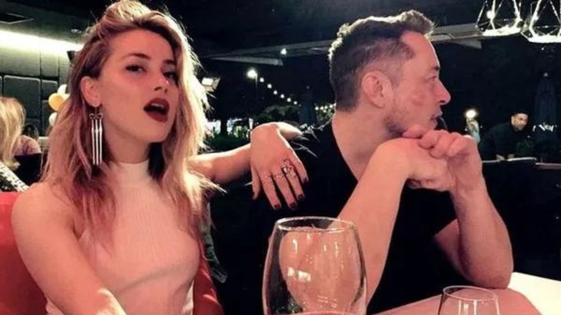 Biografia revela que irmão e amigos de Elon Musk “odiavam” Amber Heard
