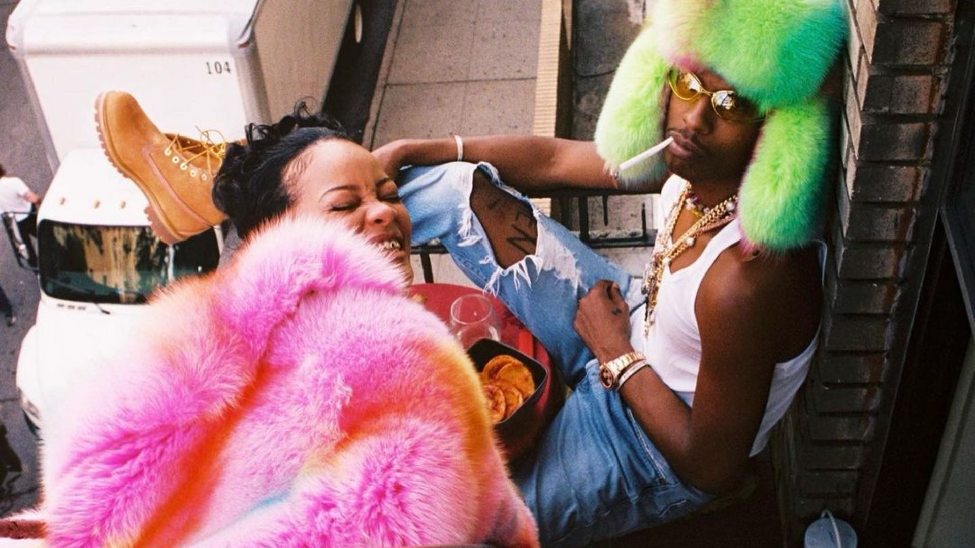 Como Rihanna está se saindo na fase mãe de primeira viagem?