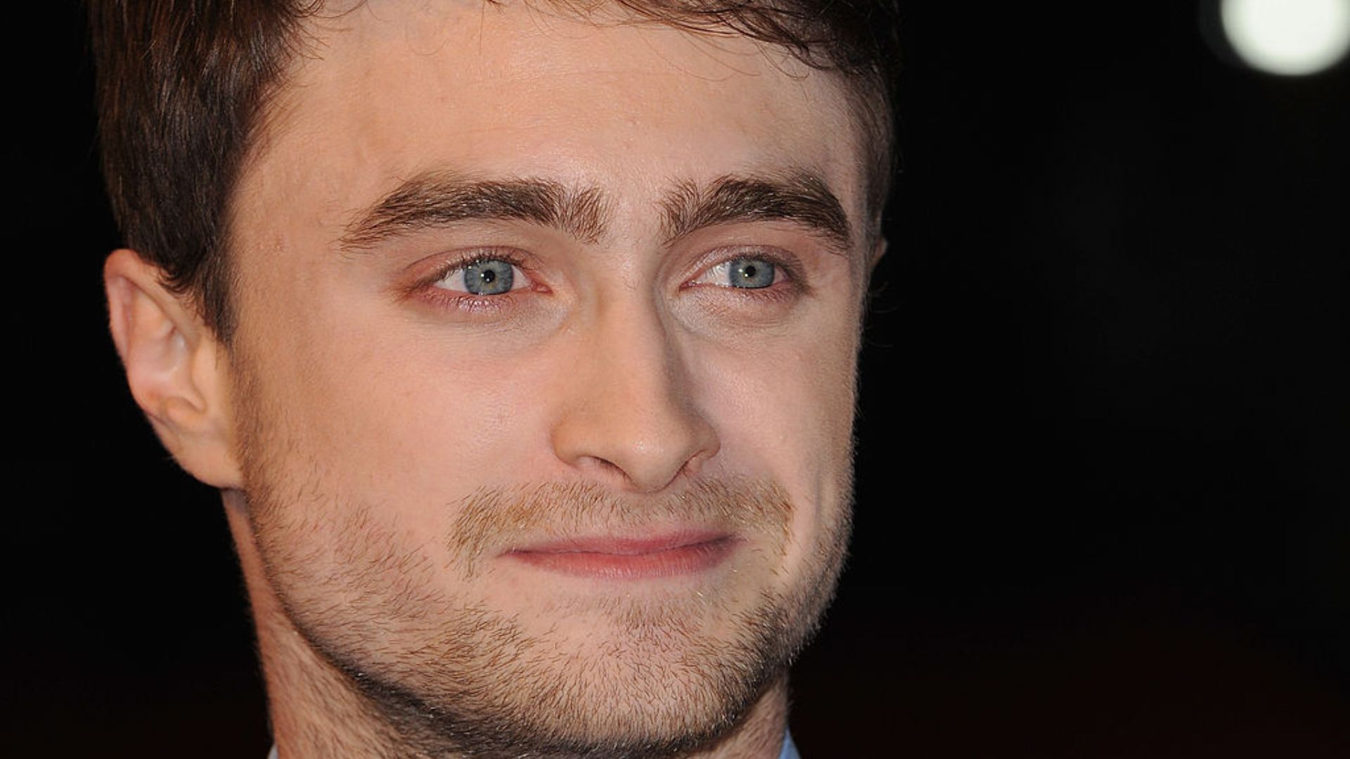 Daniel Radcliffe está irreconhecível para nova cinebiografia