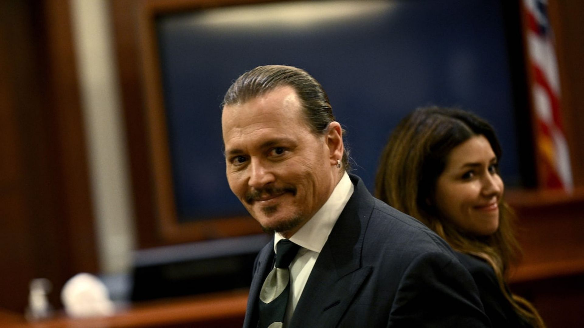 Defesa feminina de Johnny Depp é intencional?