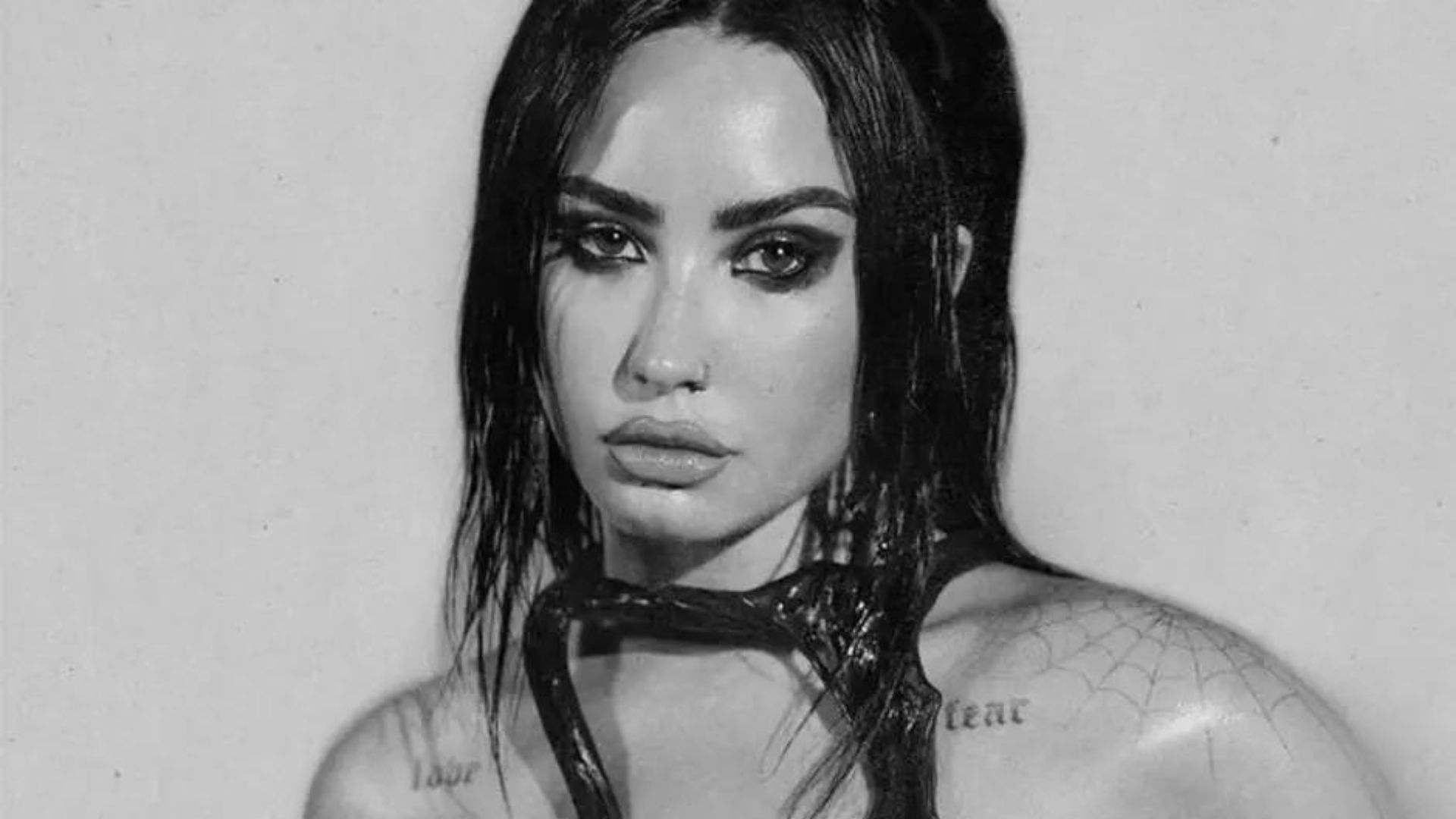 Demi Lovato lança “Revamped”, álbum com hits em versão rock