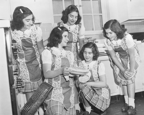 Fama e exploração: a chocante história das cinco irmãs Dionne