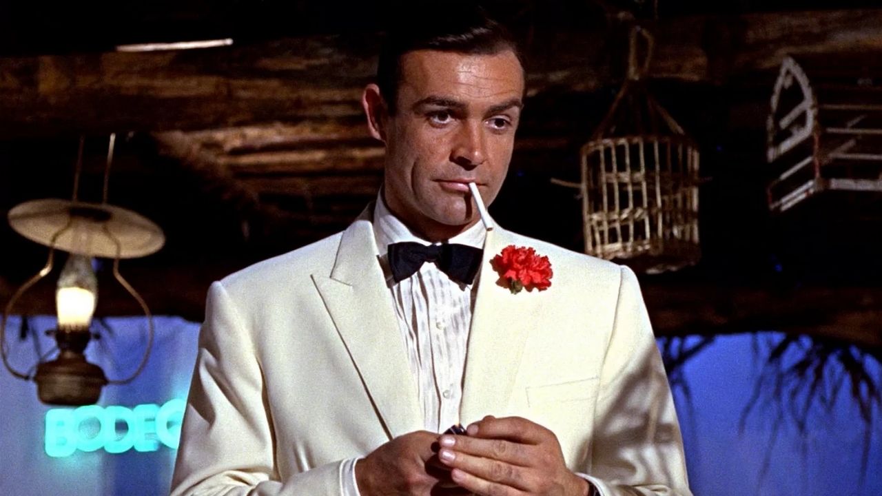 James Bond de Sean Connery era um estuprador, diz diretor do novo 007