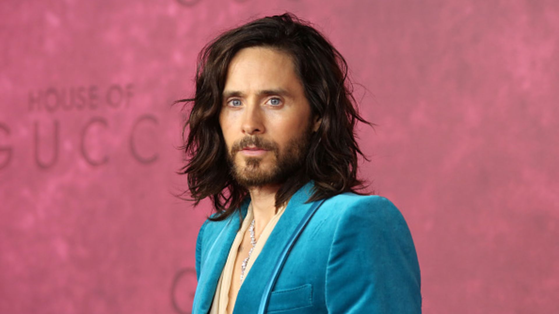 Jared Leto fala sobre uso precoce de drogas: “Sempre me interessei”