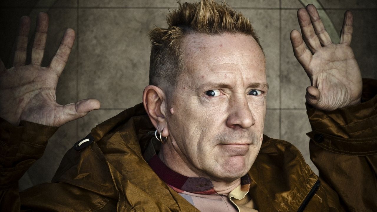 John Lydon enfrenta problemas financeiros após perder processo contra ex-colegas do Sex Pistols