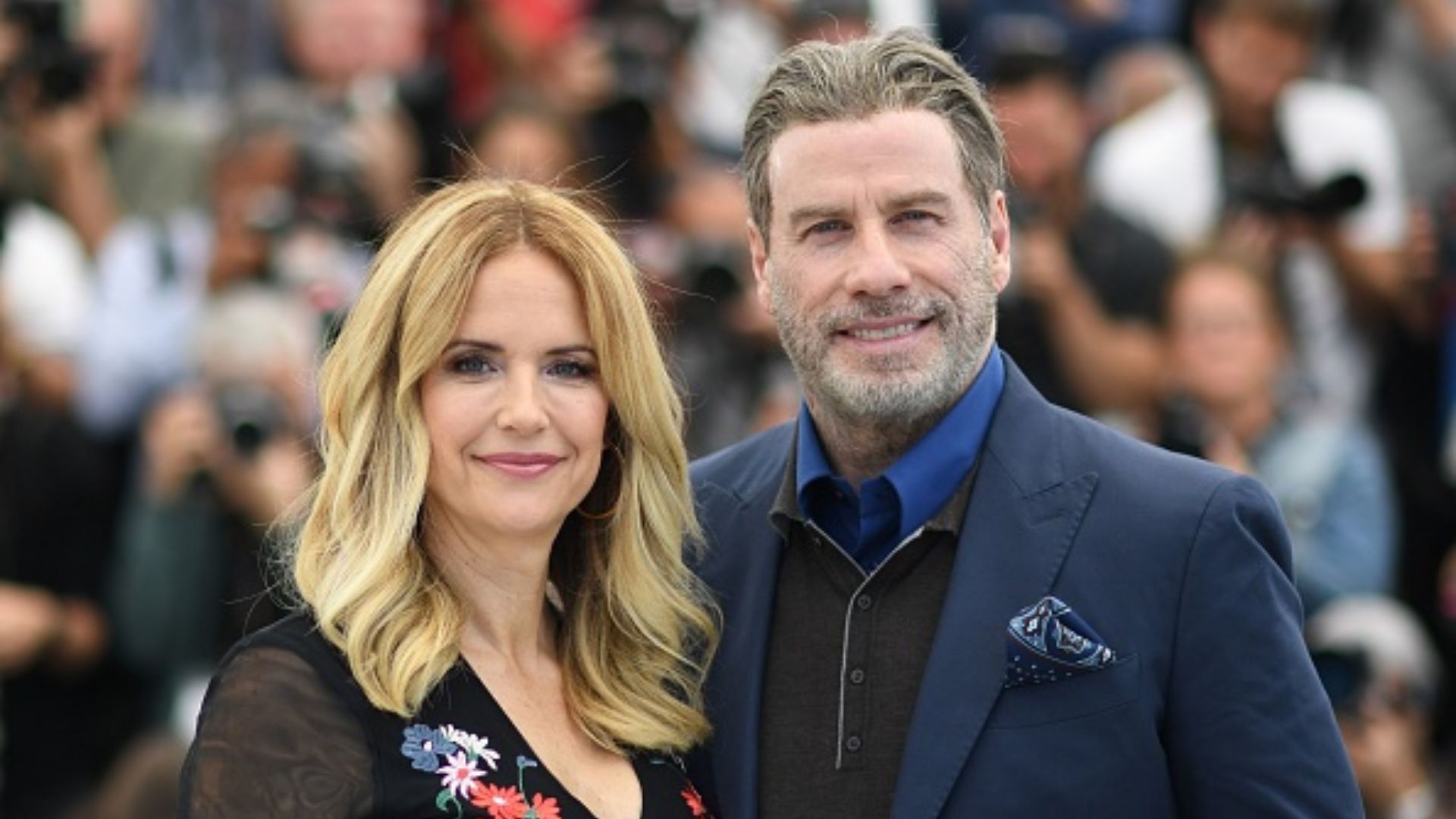 John Travolta fez voto de celibato após morte da esposa, diz site