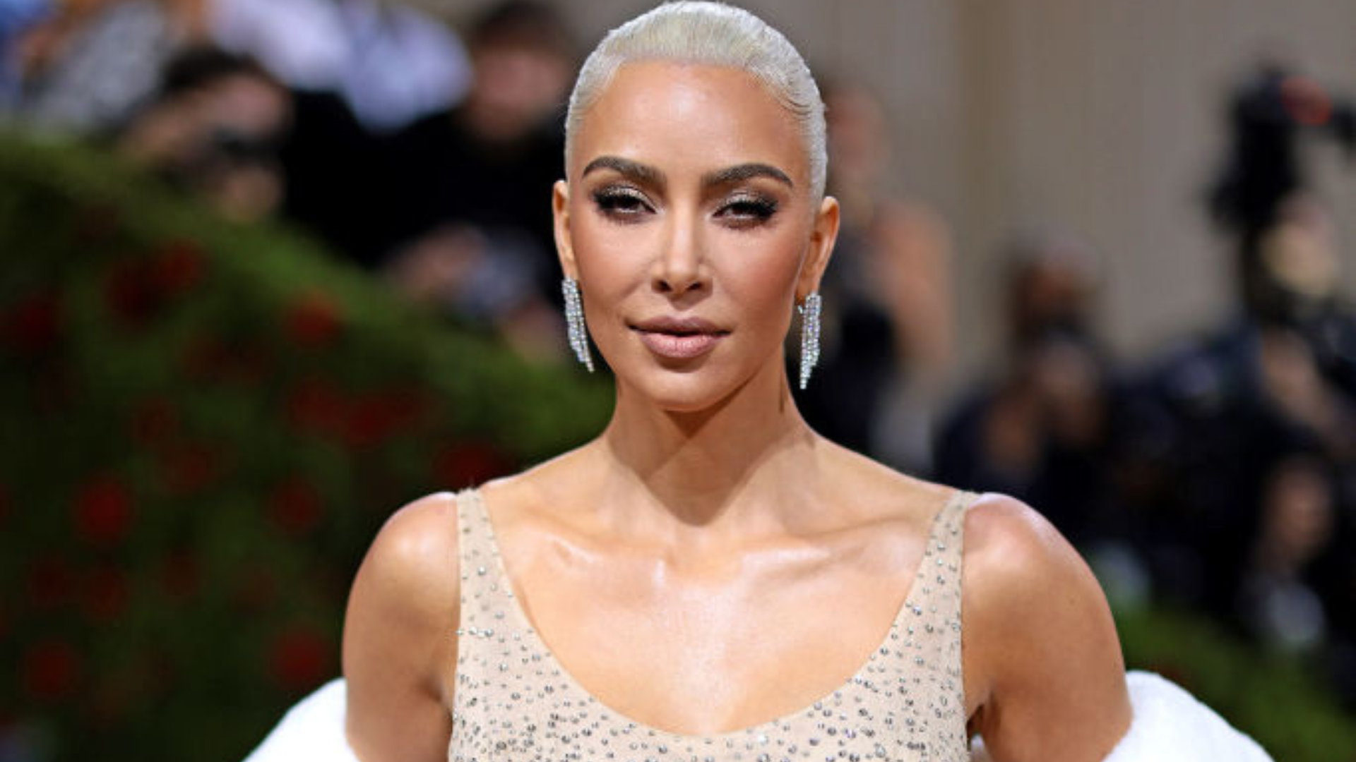 Kim Kardashian usou outro vestido de Marilyn Monroe; saiba mais