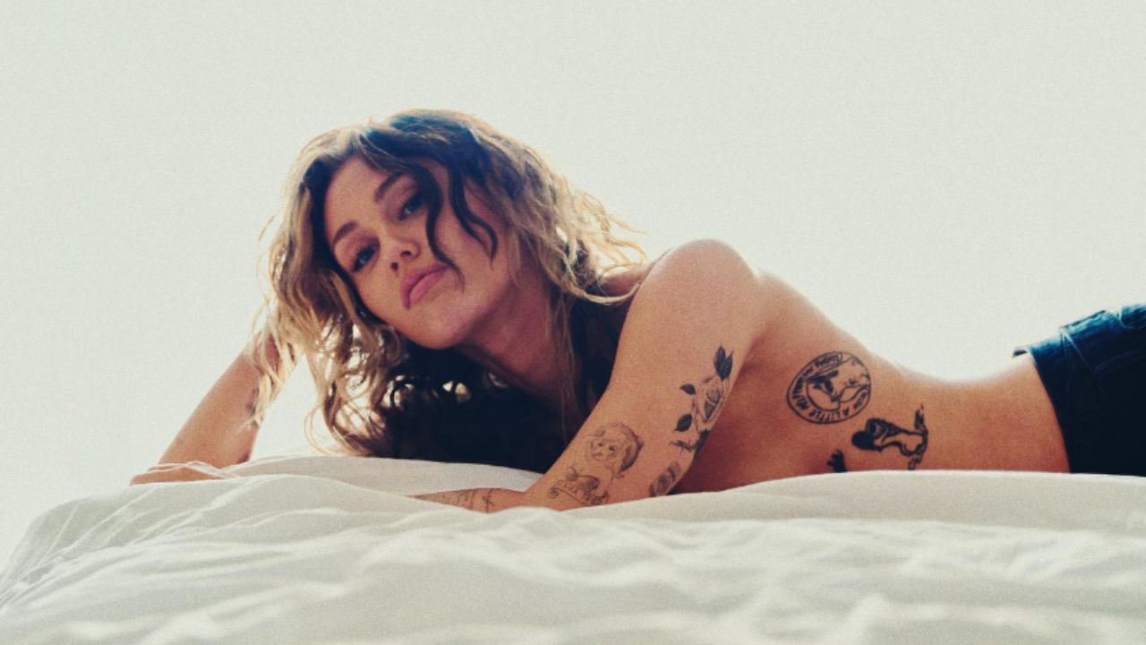 Miley Cyrus anuncia videoclipe de “Jaded” para esta terça-feira