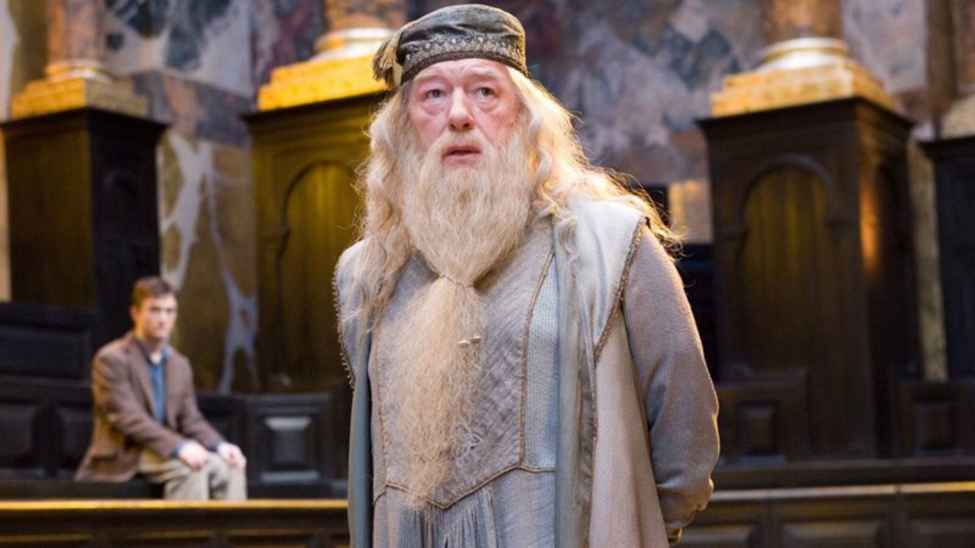 Morre Michael Gambon, astro de “Harry Potter”, aos 82 anos