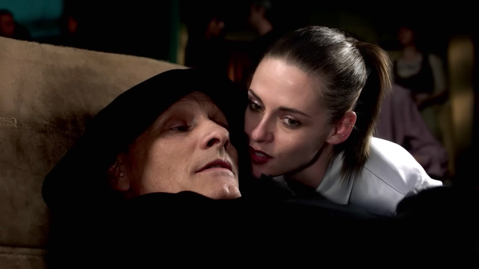 Novo filme de Kristen Stewart faz público abandonar sessão; entenda
