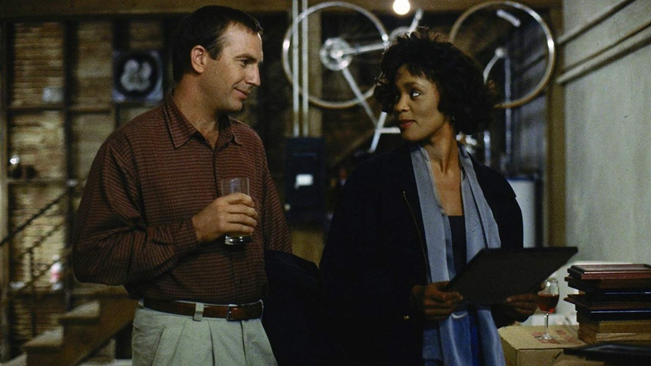 “O Guarda-Costas”: clássico estrelado por Whitney Houston vai ganhar remake