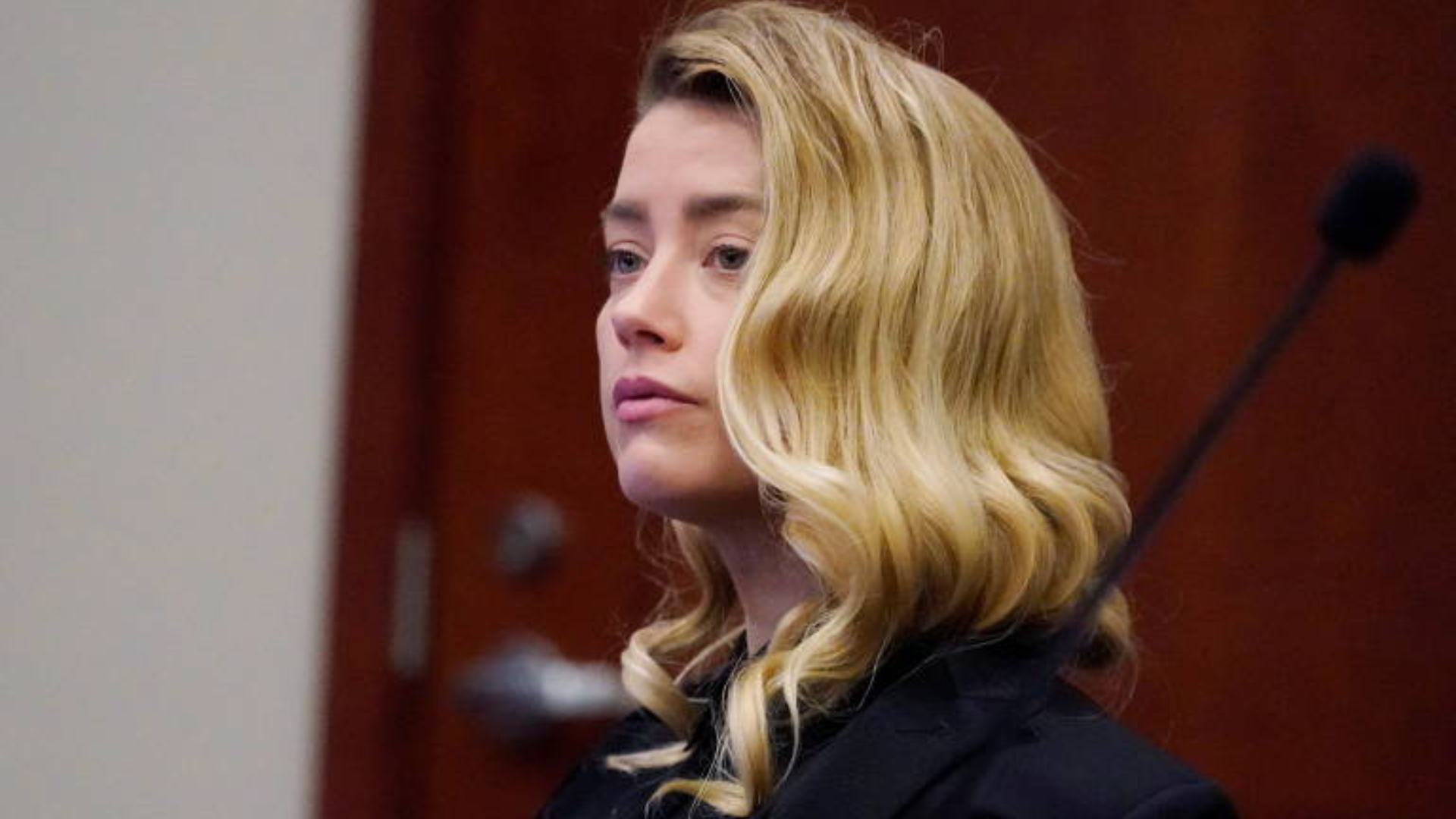 O que Amber Heard tem a dizer sobre o veredito do júri?