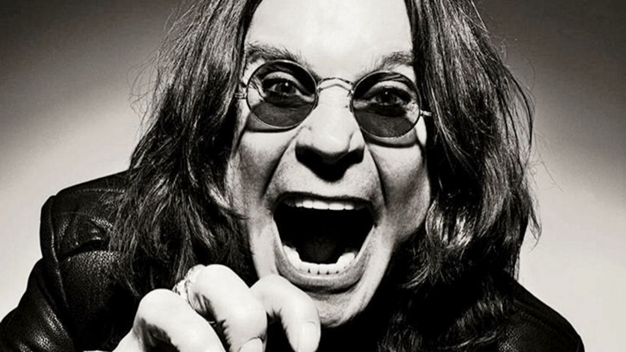 Ozzy Osbourne precisará passar por cirurgias após sofrer queda em casa