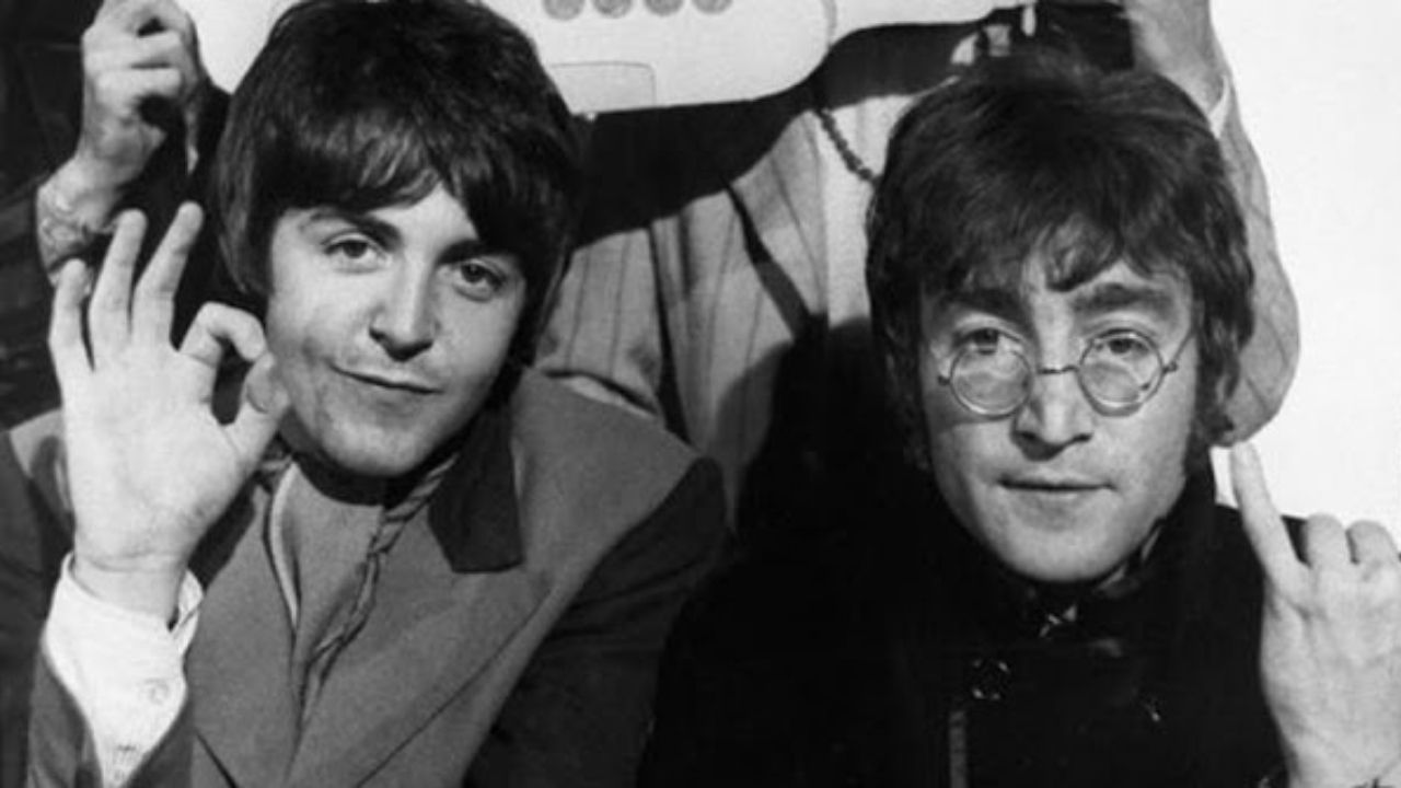 Conversa secreta e polêmica entre Paul MacCartney e John Lennon sobre George Harrison é divulgada