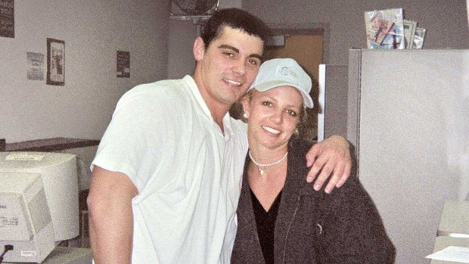 Ex de Britney Spears recebe veredito por agressão e invasão ao casamento
