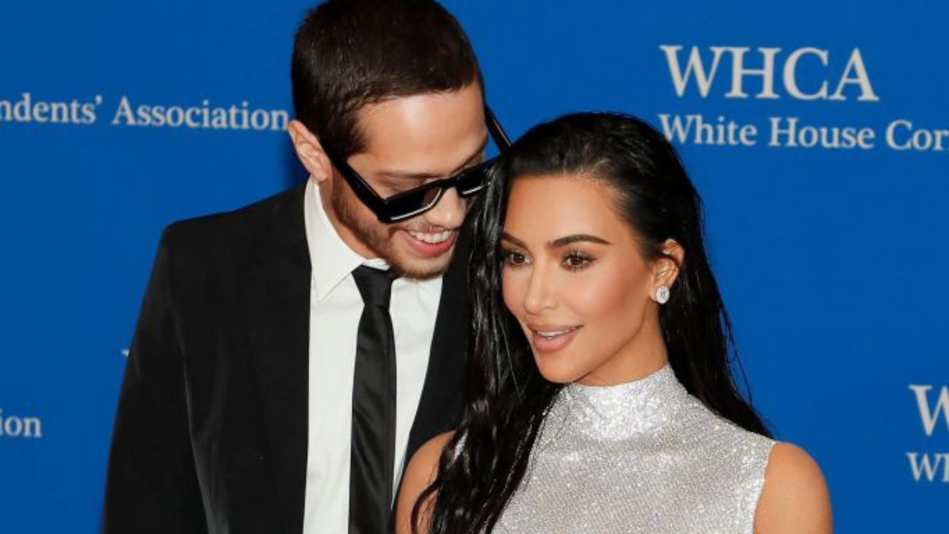 Stalker ameaçou matar Kim Kardashian e Pete Davidson além de ameaças