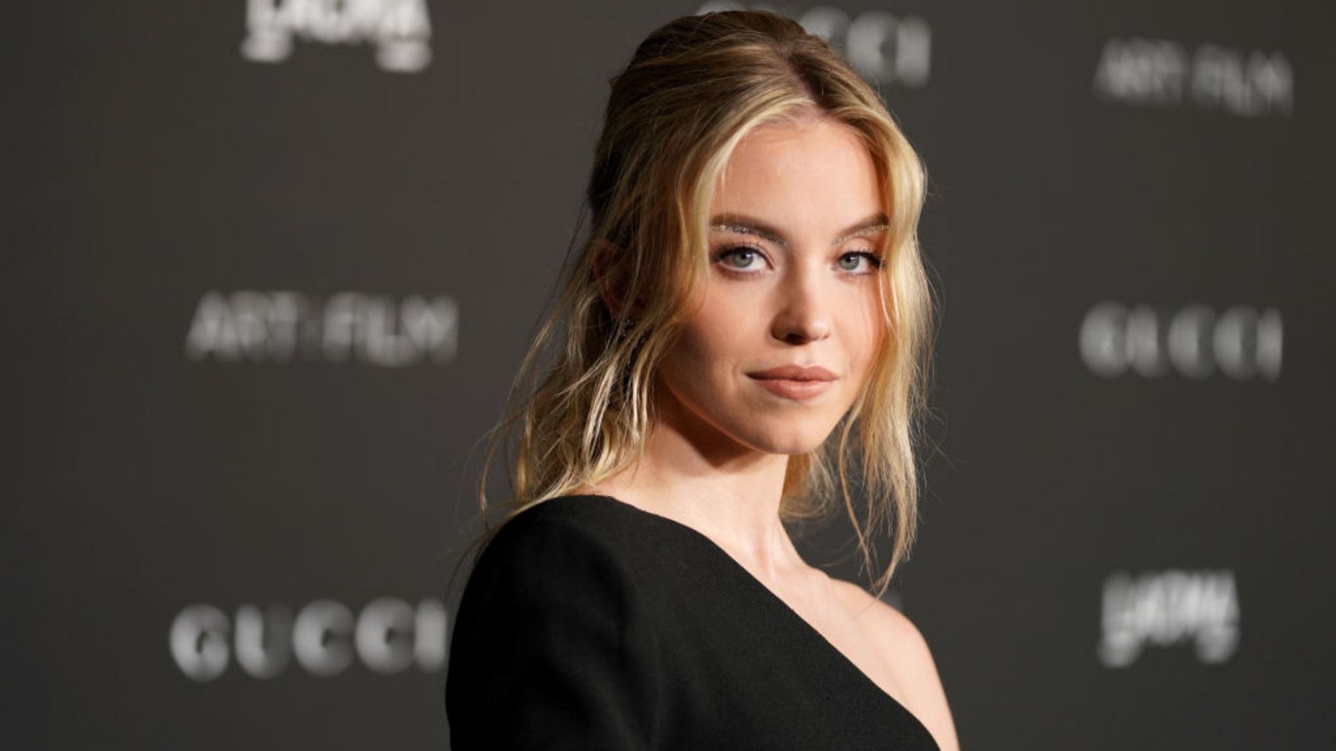Sydney Sweeney afirma que corpo atrapalhou sua carreira