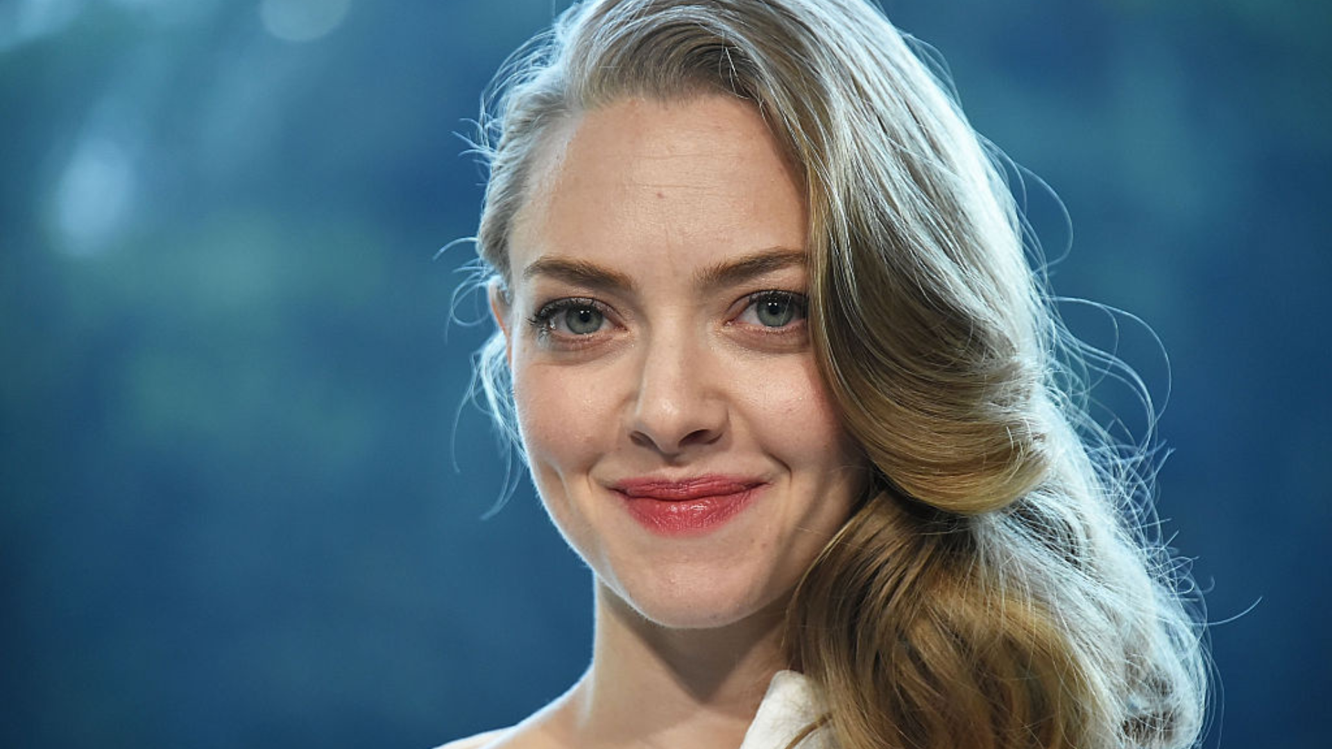 Amanda Seyfried fez cenas de nudez por medo de ser demitida?