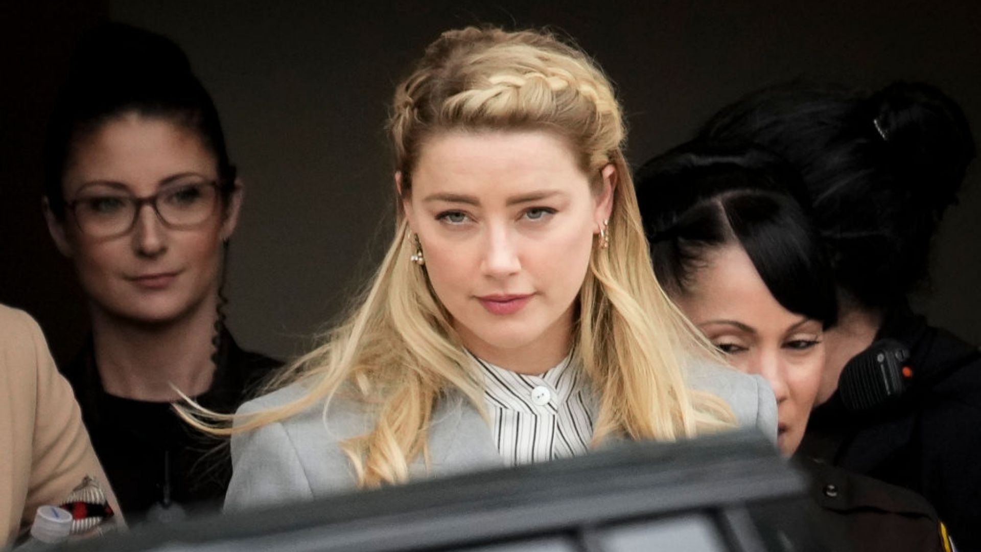 A última e desesperada cartada de Amber Heard para anular o veredito