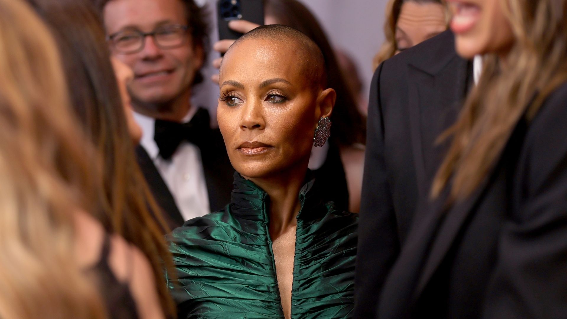 Vídeo inédito revela reação de Jada Pinkett ao soco de Will Smith no Oscar
