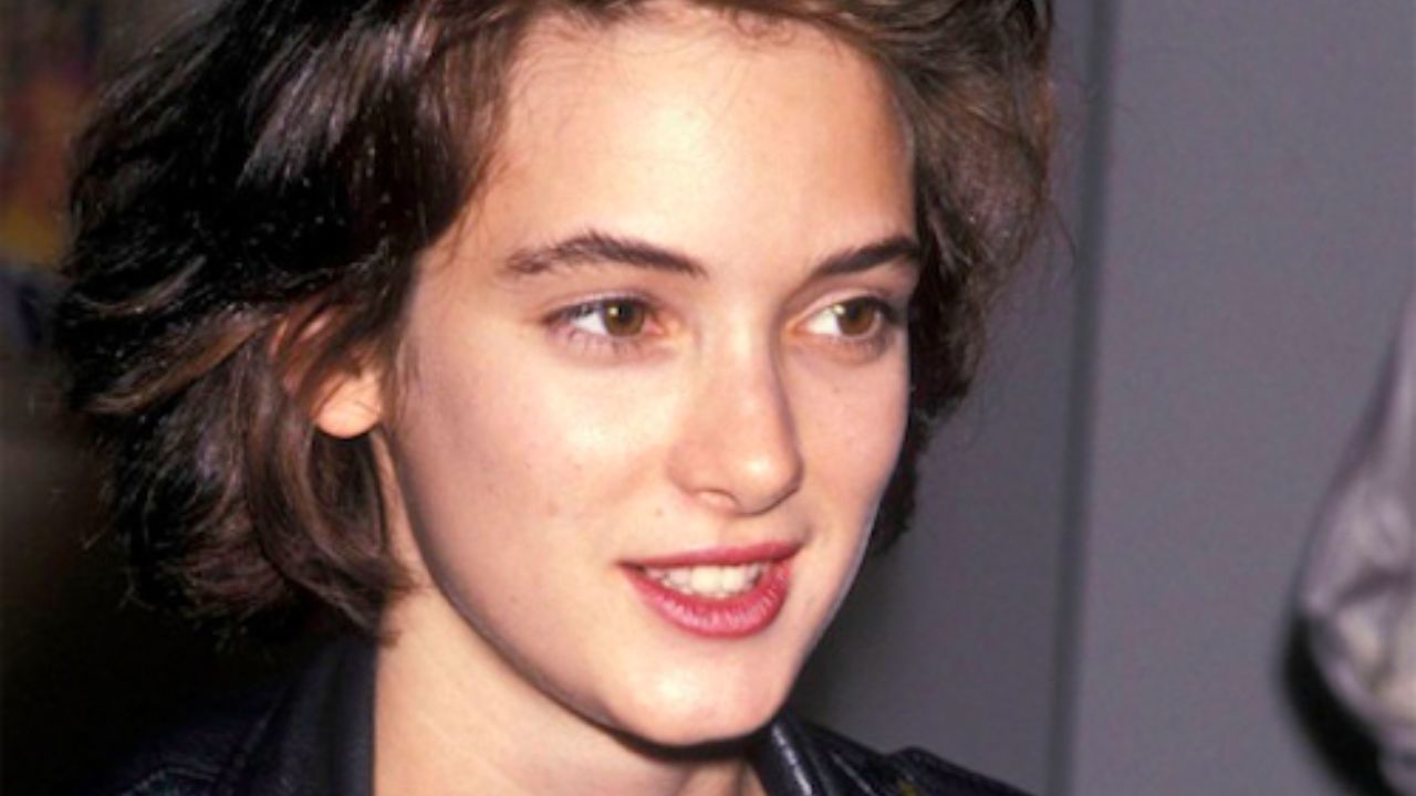 Winona Ryder: a história real da it girl dos anos 90